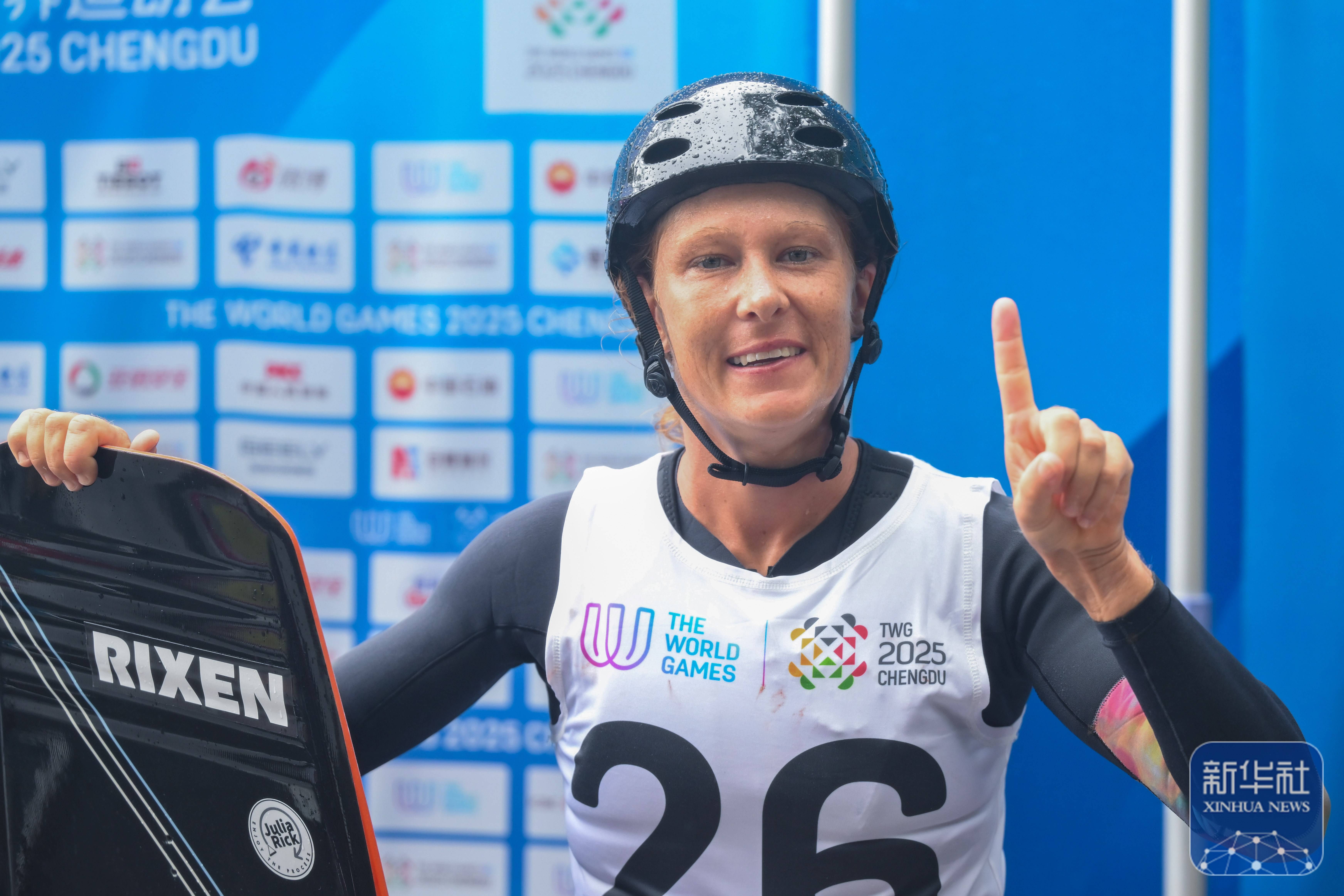 德国选手在田径赛中表现出色夺得冠军 德国选手在田径赛中表现出色夺得冠军