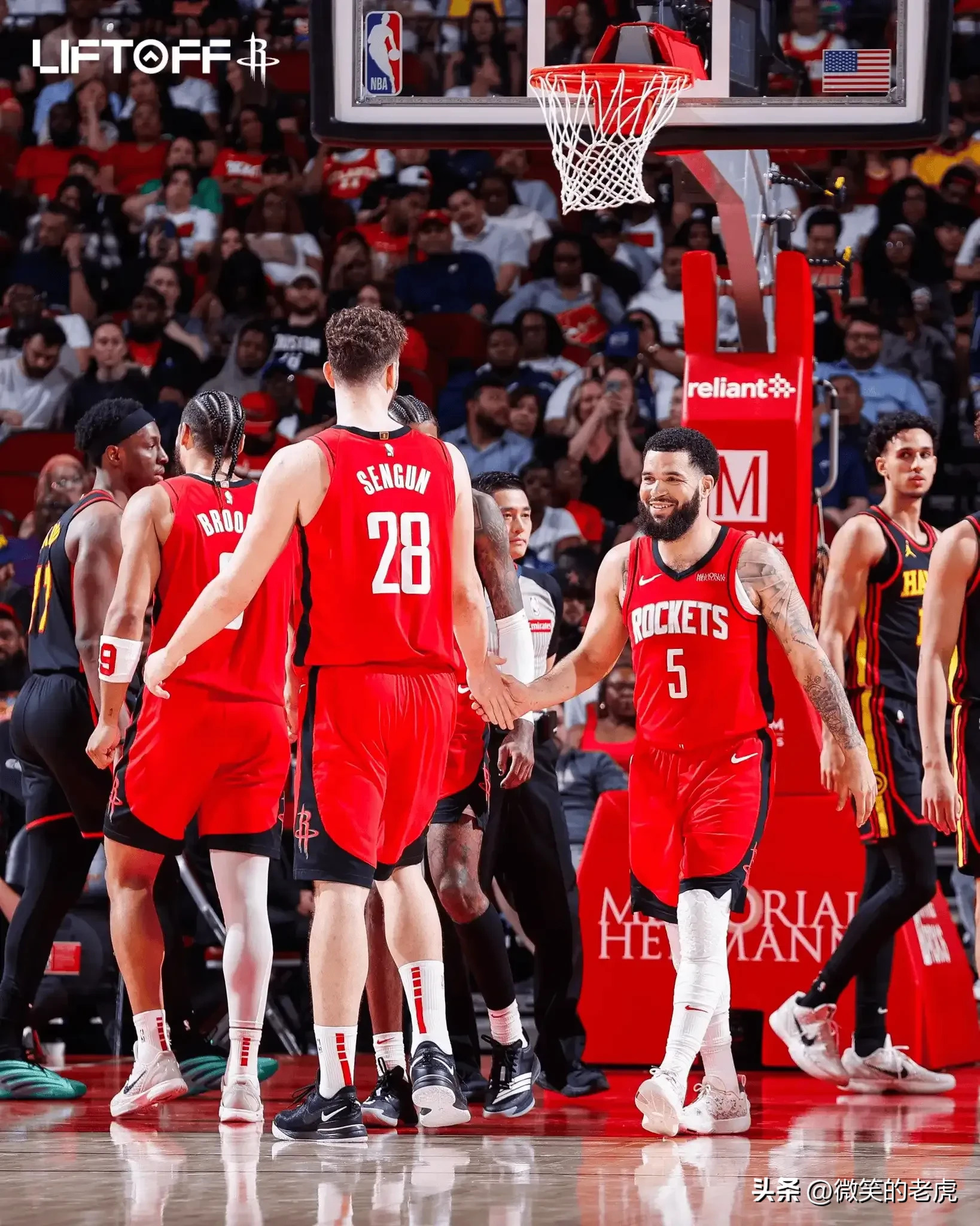 活塞主场力擒爵士迎来开门红