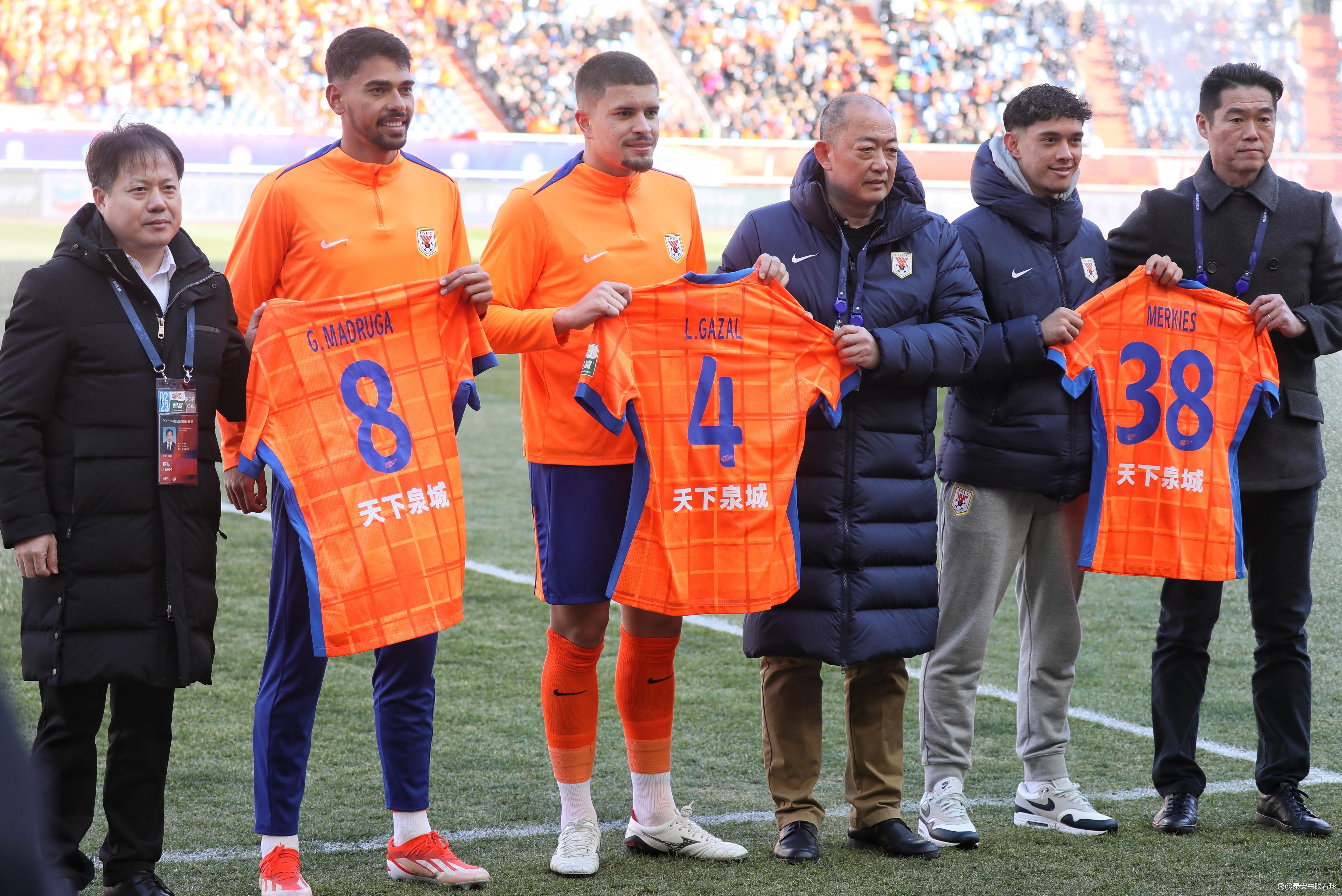 乐鱼-队员表现抢眼，帮助球队获得胜利