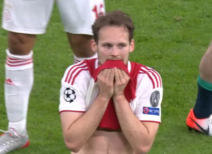 乐鱼官方网站-阿贾克斯逆袭，大巴黎遭遇失利！