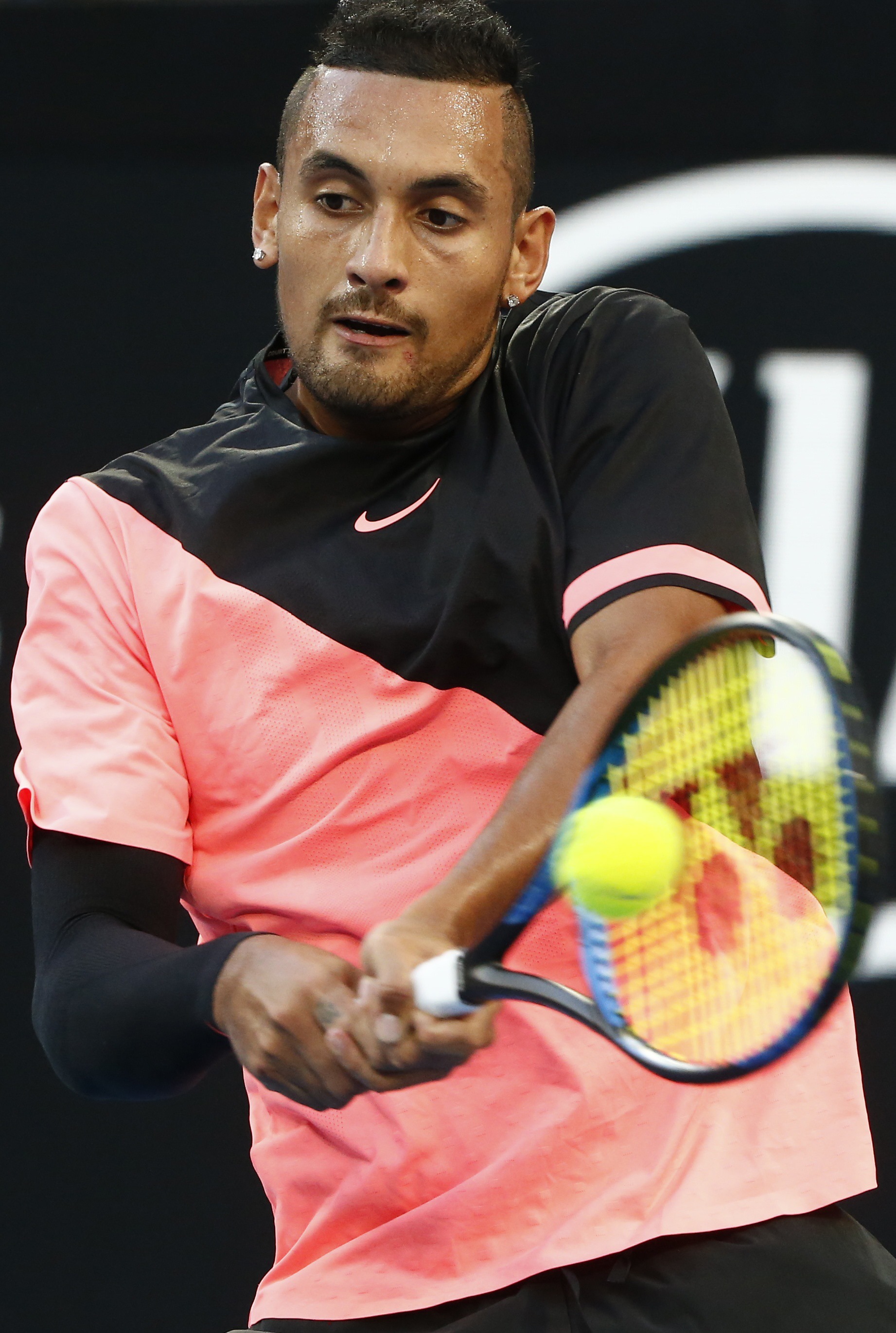 英国网球队爆冷德国网球队，克耶高斯打破历史纪录